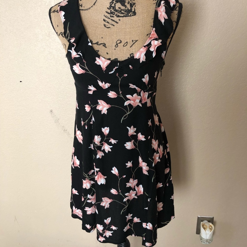 Aeropostale floral dress *New with Tags
